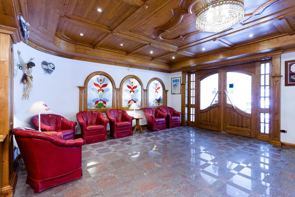 Hotel Vienna San Martino Di Castrozza Luaran gambar