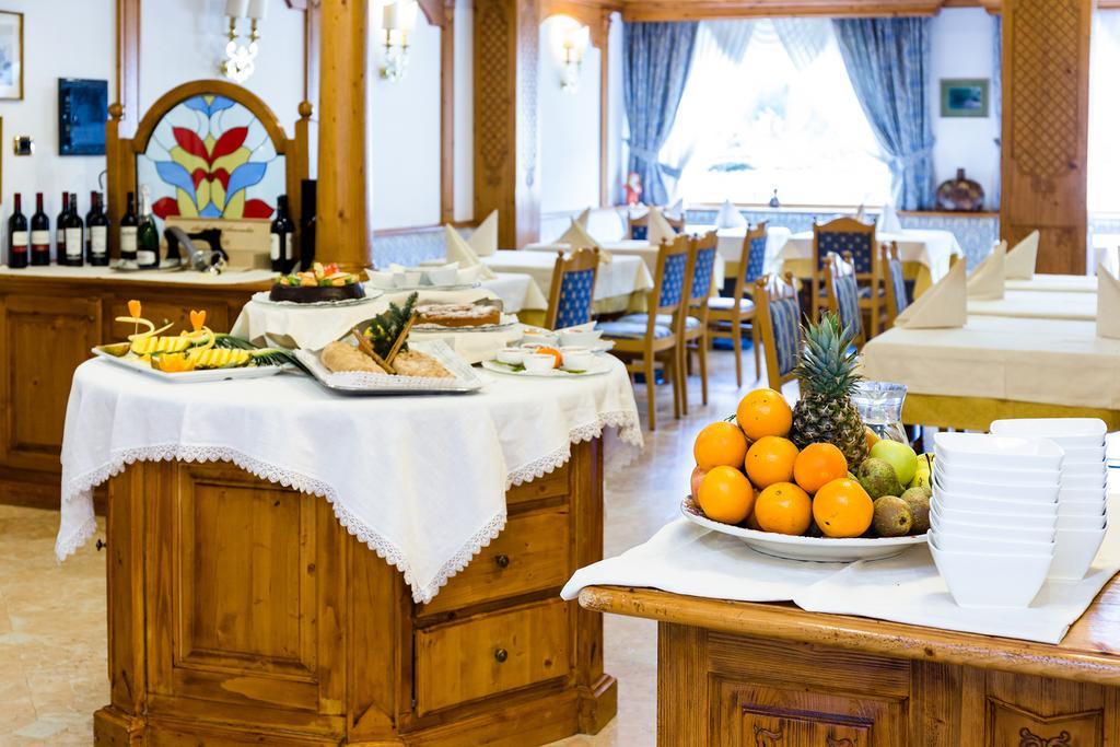 Hotel Vienna San Martino Di Castrozza Luaran gambar
