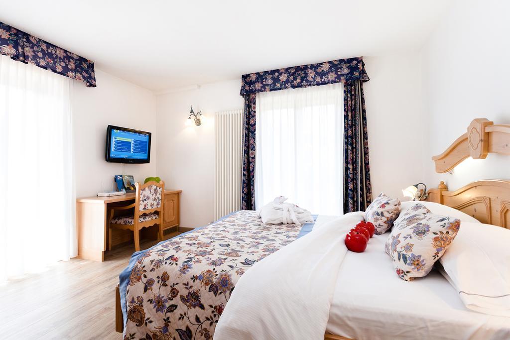 Hotel Vienna San Martino Di Castrozza Luaran gambar